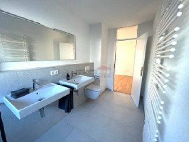 Experience living comfort combined with an excellent location!