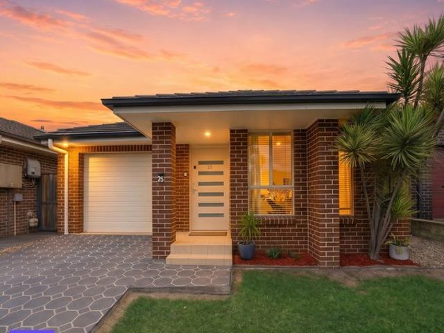 Experience relaxed family living in a quiet yet conveniently located pocket of Schofields