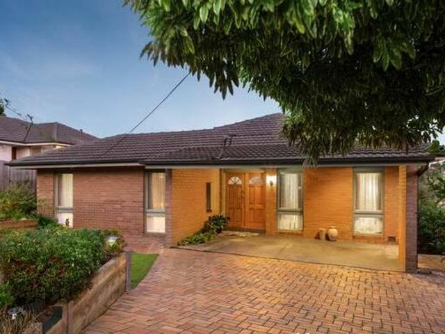 Experience the Best of Doncaster East Living in This Stunning Home