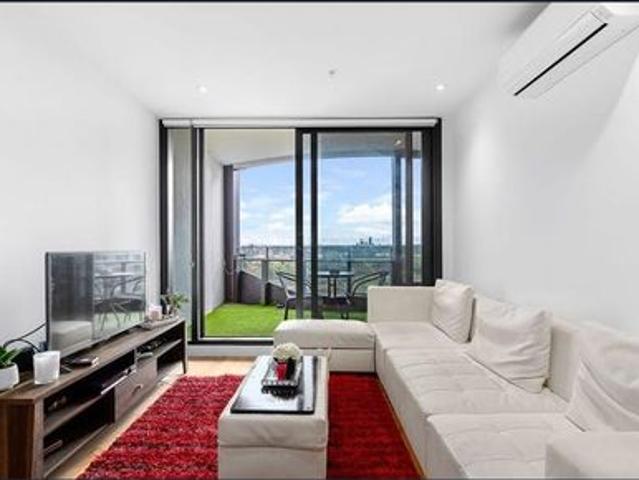 Experience the Best of Victoria Square Living