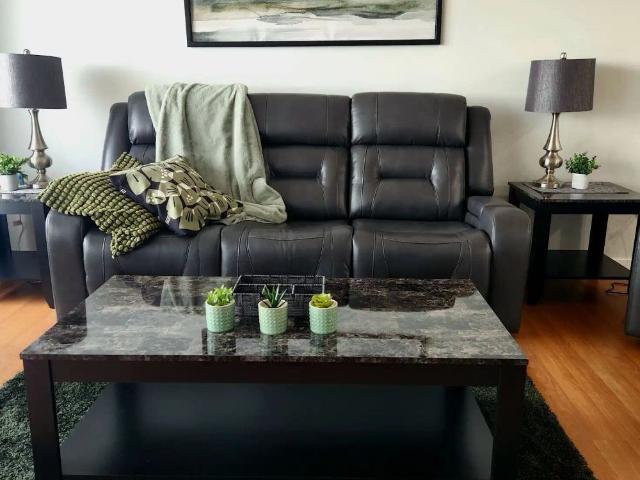 Experience the Checkmate Hill Lifestyle! Fully Furnished | Pool and Sauna! — 1 Bedroom Condo Unit