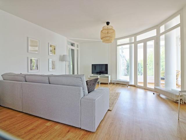 Experience the Kiez: Cosy, fully furnished 2 room flat in Tiergarten, Berlin Amsterdam Apartments for Rent