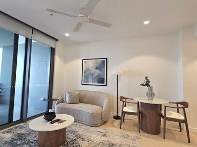 Experience Unparalleled Luxury at Queen's Wharf