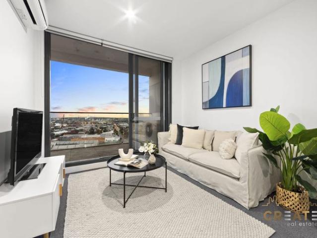 EXPERIENCE URBAN LIVING: MODERN 2 BEDROOM APARTMENT IN THE HEART OF FOOTSCRAY