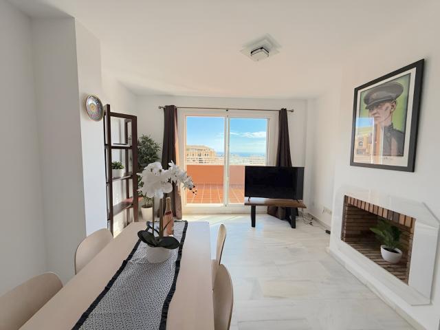 Experimenta la esencia del estilo de vida mediterráneo en es. 91m² Mijas Costa