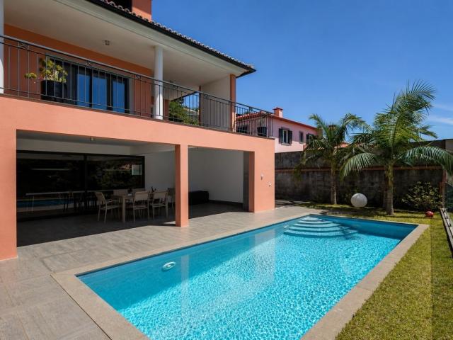 Experimente a vida de luxo no Funchal! 234m² São Roque Funchal