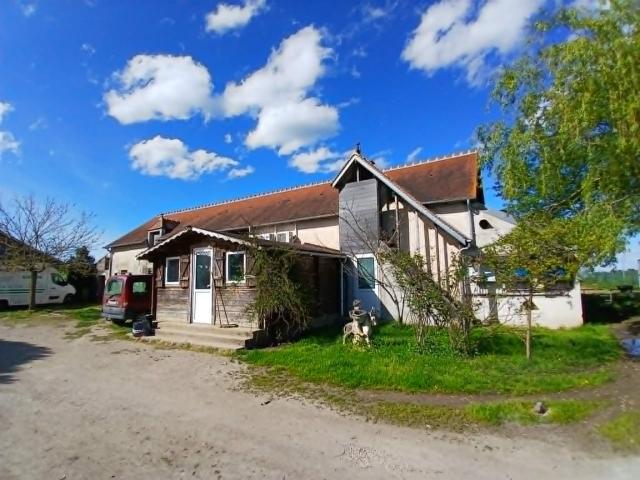 Exploitation caprine avec transformation fromagère, vente di. 155m² Ambrault