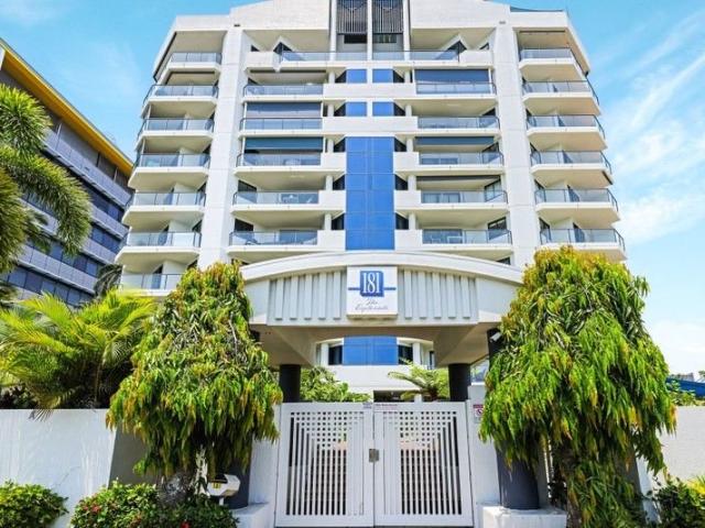 EXPLORE. FULLY FURNISHED ESPLANADE APARTMENT WITH OCEAN VIEWS