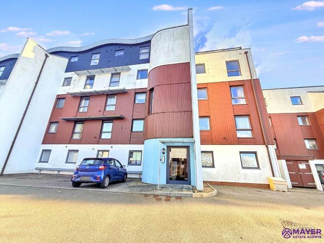 Explorer Court, Plymouth PL2, 2 bed flat to rent, £1,100 pcm | PrimeLocation