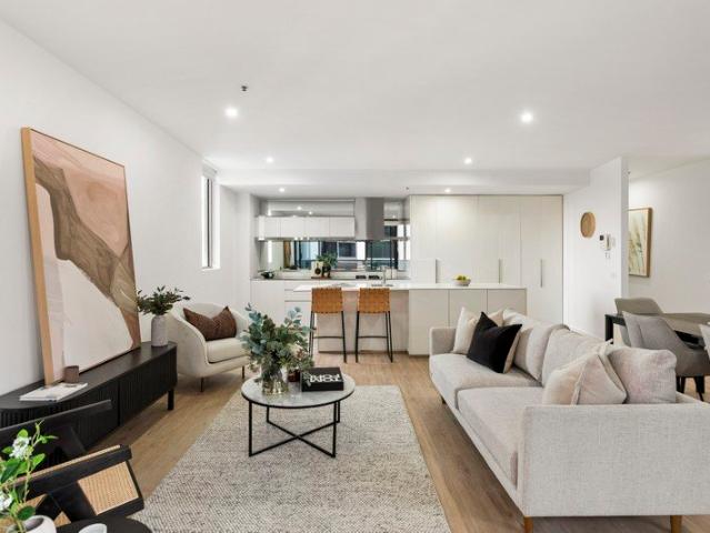Contemporary Comfort in a Coveted Fitzroy Address