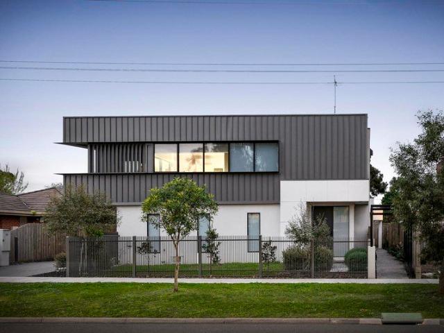 Modern space, family flexibility in a prime position
