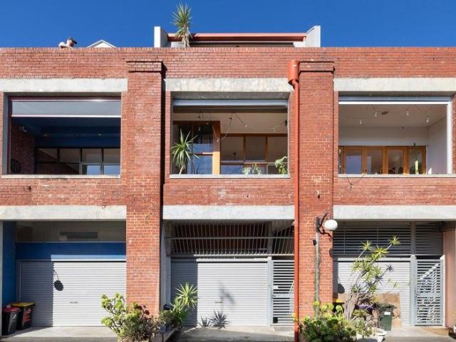 Bespoke Warehouse Conversion in a Prime Inner City Setting