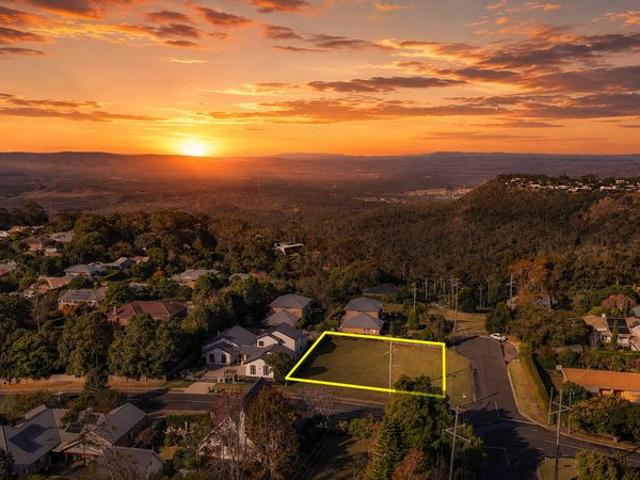 EXPRESSIONS OF INTEREST CLOSING Monday September 7 at 5pm ONE OF MOUNT LOFTY'S LAST GREAT BUILDING OPPORTUNITIES