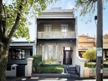 A classic Victorian balcony terrace that reveals more than expected