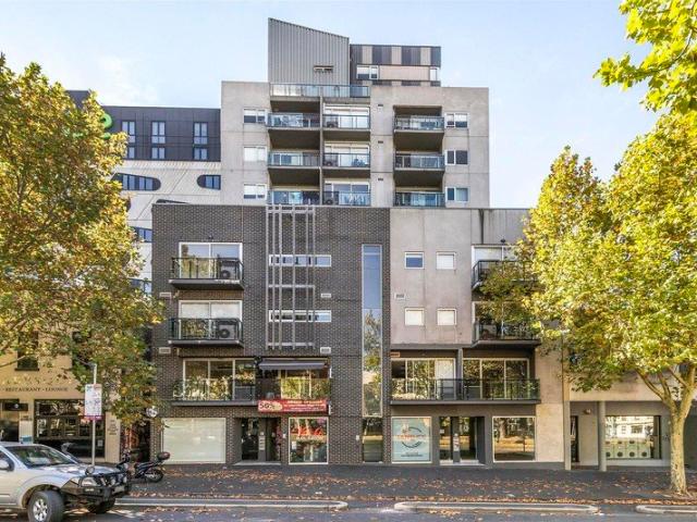 Skyline living with effortless inner city appeal
