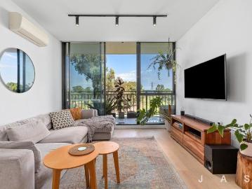 Inspection By Appointment Please contact Alex Tsimiklis on 0404 681 418 for more information