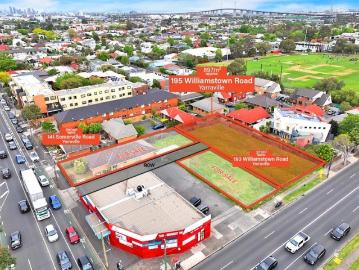 Huge Commercial Potential, High Visibility Location