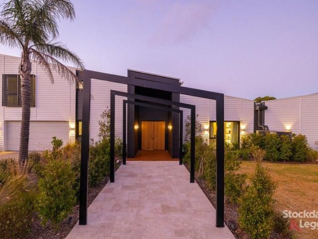 Resort Style Opulence Showcasing the Pinnacle of Luxury