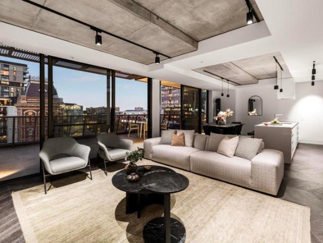 Luxury full floor residence in Collingwood's exclusive new DUKE development
