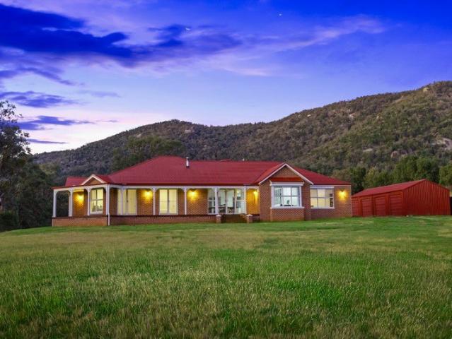 EXPRESSIONS OF INTEREST Picturesque 15ha Lifestyle Haven