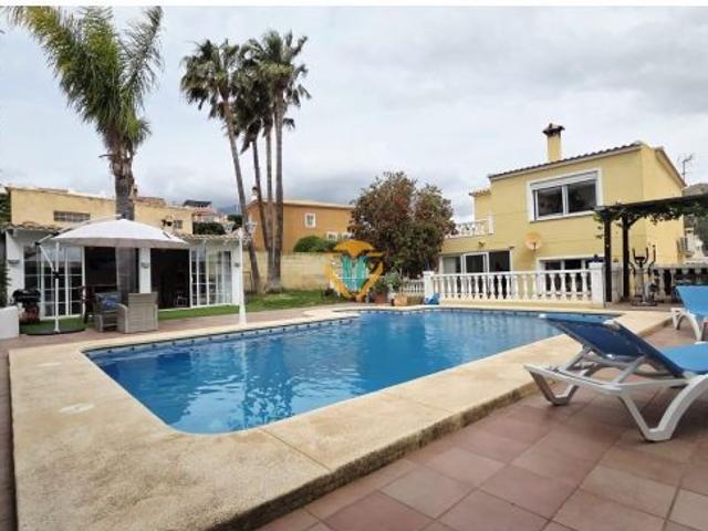 Exquisito Chalet de Lujo en La Nucía con Piscina Privada ?✨