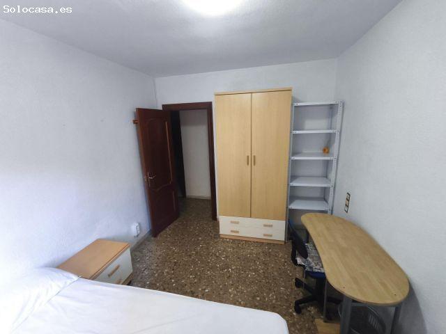 Exquisito Piso en Almería: Lujo y Comodidad en Zapillo