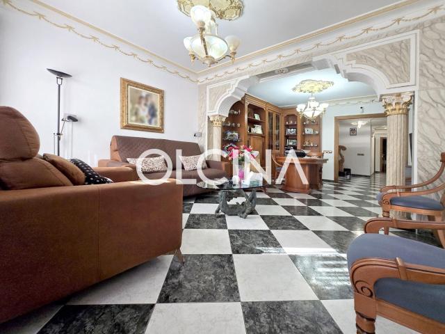 Exquisita Casa Reformada en Beniarrés, Alicante