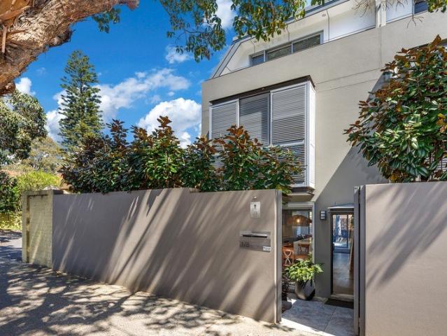 EXQUISITE 3 LEVEL TERRACE, SECLUSION IN A PERFECT LOCATION