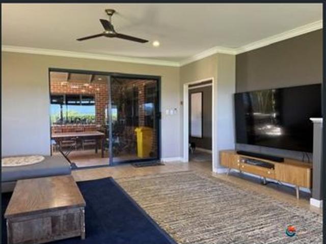 Exquisite 4 Bedroom Rental House in Wandina Modern Luxury in a Serene Setting