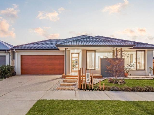 Exquisite Corner Position with Unmatched Natural Lighting and Tranquillity