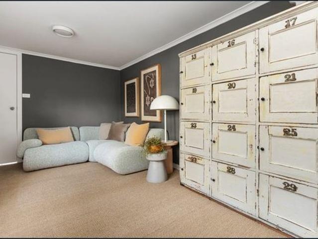 Exquisite Art Deco Charm with Contemporary Comfort