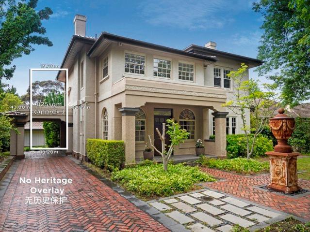 Exquisite Golden Mile Grandeur