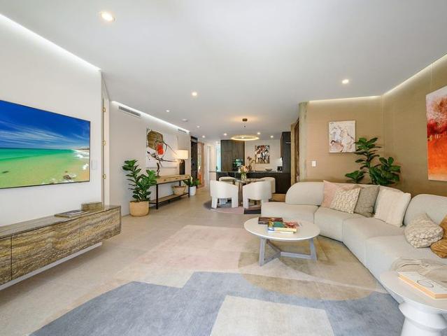 Exquisite Golf Front Apartment with Spectacular Views
