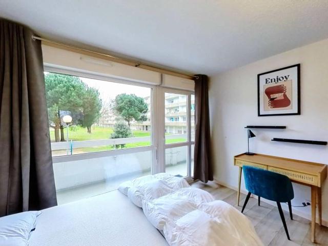 Exquisite double bedroom in Talence