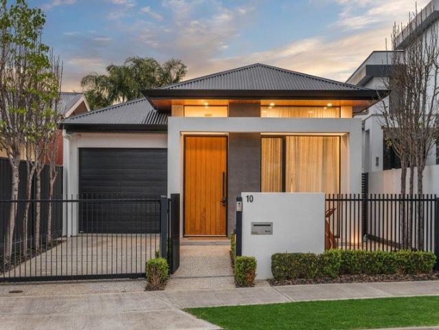 Exquisite Design, Exceptional Luxury, Enviable Lifestyle