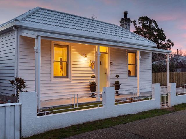 EXQUISITE EVANDALE