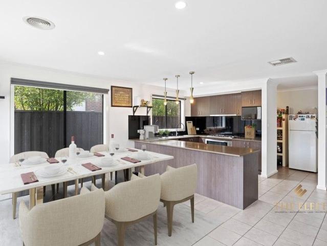 Exquisite Family Home. Quite Court Location. Walking Distance to P9 School.