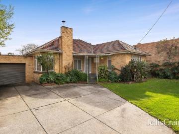 Exquisite Family Residence in a Prime Locale