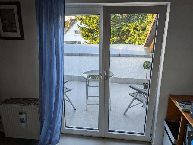 Exquisite, fully furnished 35 sqm apartment in a quiet prime location in Maintal yet only 100 meters to Maintal Ost train station