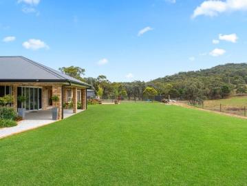 Exquisite Off Grid Country Estate