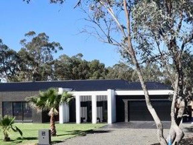 New Price Range $1,275,000 to $1,425,000 !