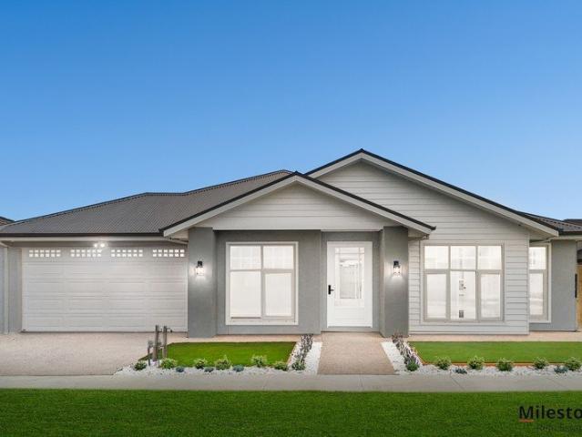 Exquisite Luxury Haven: Impeccably Crafted Hampton Design Custom Built Modern Luxury Residence, Perfectly Located!