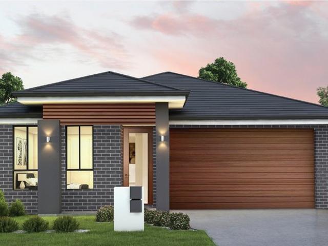 Exquisite Modern Family Home in Oran Park