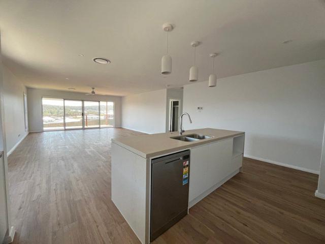 Exquisite Modern Living with Expansive Spaces and Luxurious Amenities