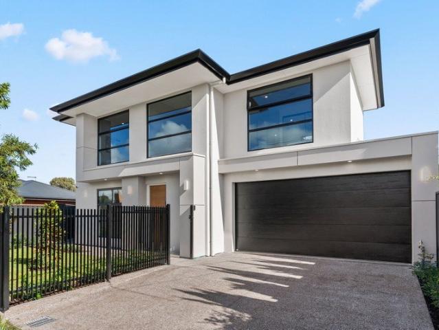 Exquisite Master Built Four Bedroom Family Residence