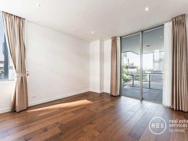 Exquisite Multi Level Townhome in Prime Location