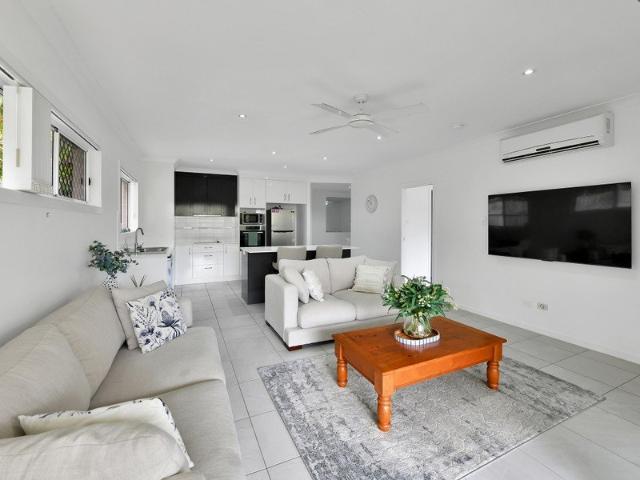 EXQUISITE SPACIOUS HOME, NO BODY CORP FEES, EXTRA MULTI PURPOSE ROOM