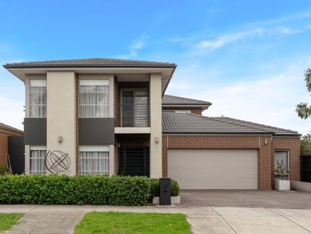 Exquisite parkside entertainer near Aitken College