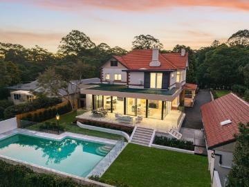 Exquisite restoration and revival of landmark 'The Knoll'