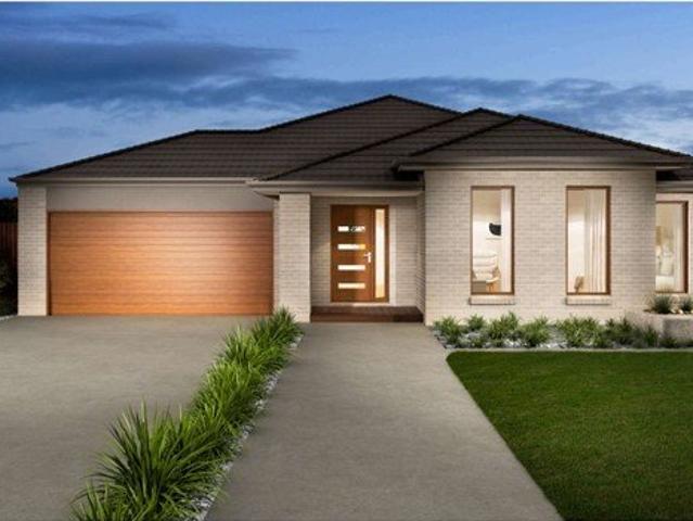 Exquisite Turn Key Family Living & Modern Entertainment